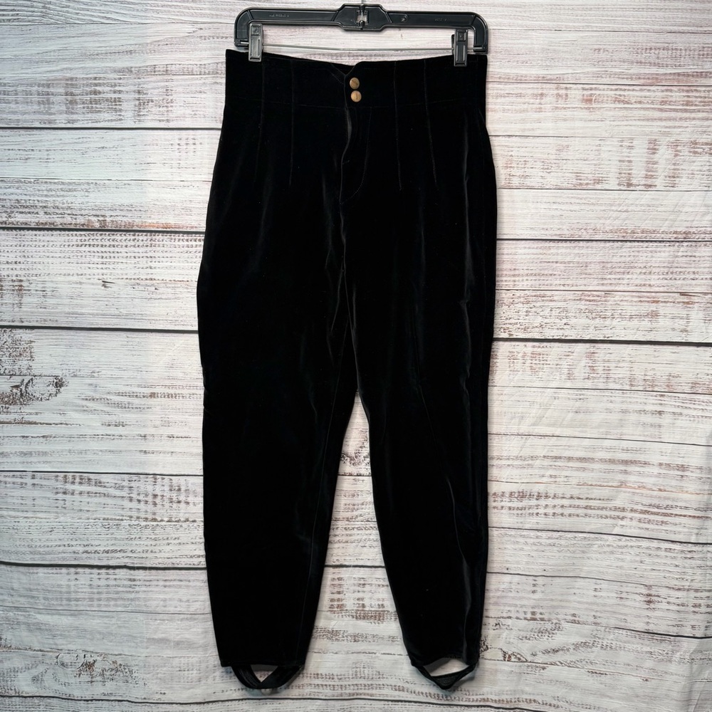 Bogner Black Velvet Stirrup Pants Size 8 Vintage 1980s High Waist Pleated